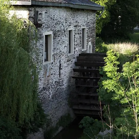 Semesterbostad Bouillon, Au Faubourg De France, Face A La Semois Bouillon