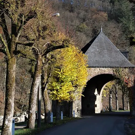 Bouillon, Au Faubourg De France, Face A La Semois