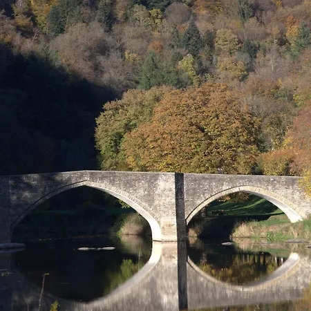 Semesterbostad Bouillon, Au Faubourg De France, Face A La Semois *