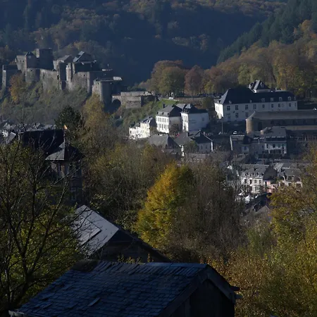 Semesterbostad Bouillon, Au Faubourg De France, Face A La Semois Bouillon