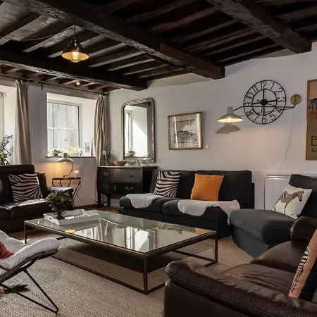 Au 13 Du Faubourg De France A Bouillon, Un Cocon Plein De Charme