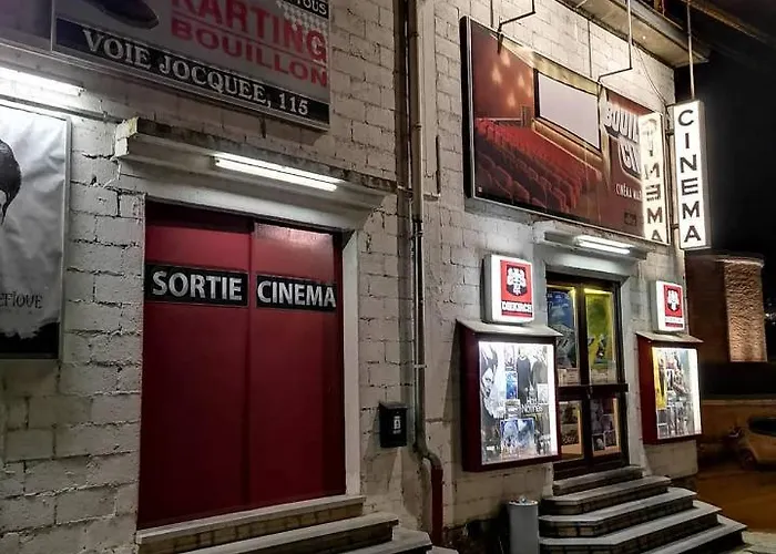 Au 13 Du Faubourg De France A Bouillon, Un Cocon Plein De Charme بيت للعطل بوالون