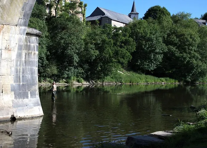 Au 13 Du Faubourg De France A Bouillon, Un Cocon Plein De Charme