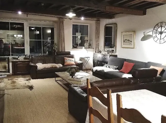 Au 13 Du Faubourg De France A Bouillon, Un Cocon Plein De Charme بيت للعطل بوالون