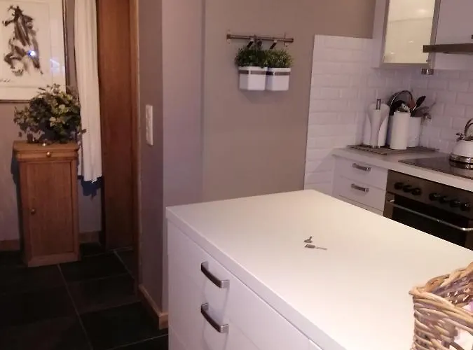 بيت للعطل Au 13 Du Faubourg De France A Bouillon, Un Cocon Plein De Charme