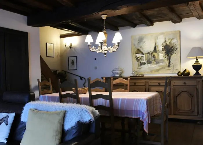 Au 13 Du Faubourg De France A Bouillon, Un Cocon Plein De Charme *