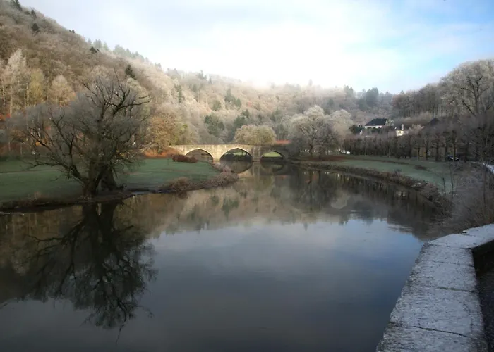 بيت للعطل Au 13 Du Faubourg De France A Bouillon, Un Cocon Plein De Charme *