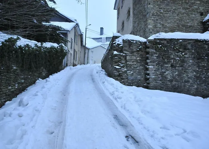 Au 13 Du Faubourg De France à Bouillon, Un Cocon Plein De Charme
